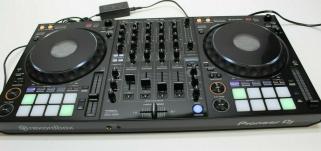 Pioneer ddj 1000, Pioneer CDJ-3000 DJ Multi Player